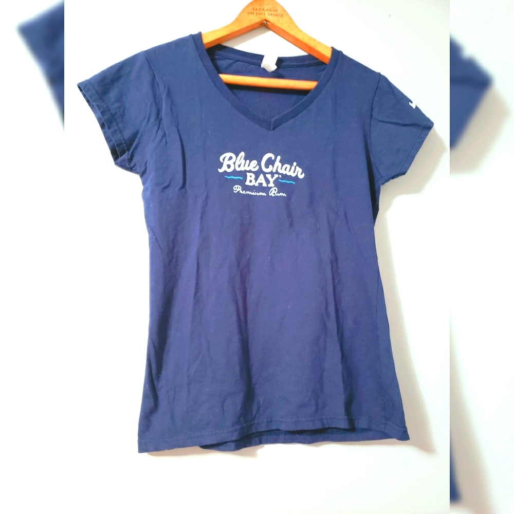Kenny Chesney blue chair rum tee